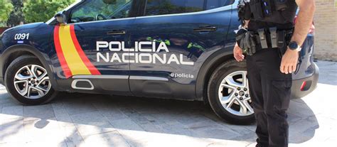 mujer se tira por la ventana valladolid|Un mujer muere tras tirarse por la ventana de su casa de Valladolid